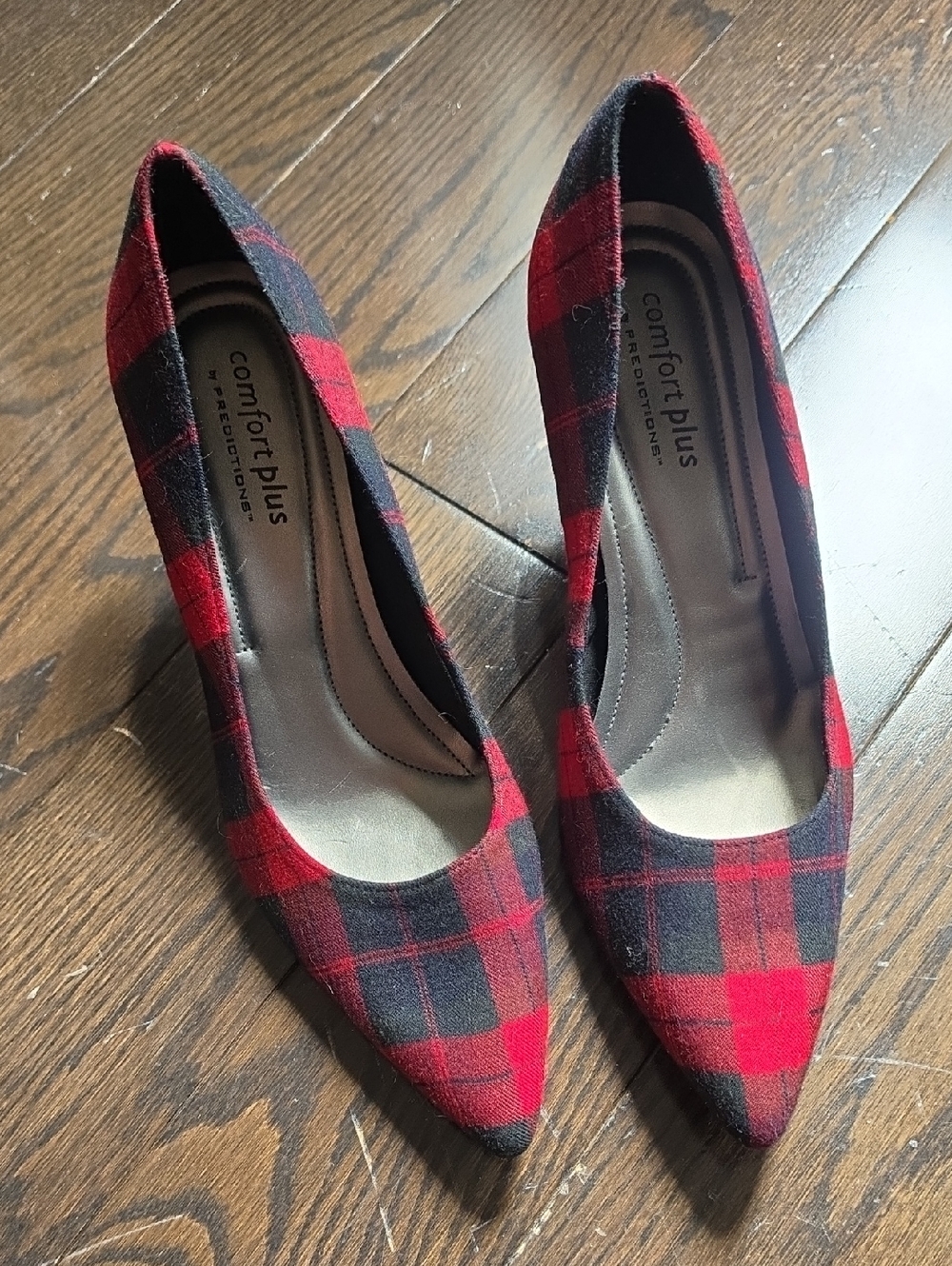 comfort plus by Predictions Red and Black Plaid Pointed Toe Heels